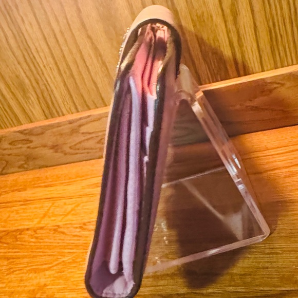 Vintage Coach Pink Leather Wallet - Picture 2 of 7